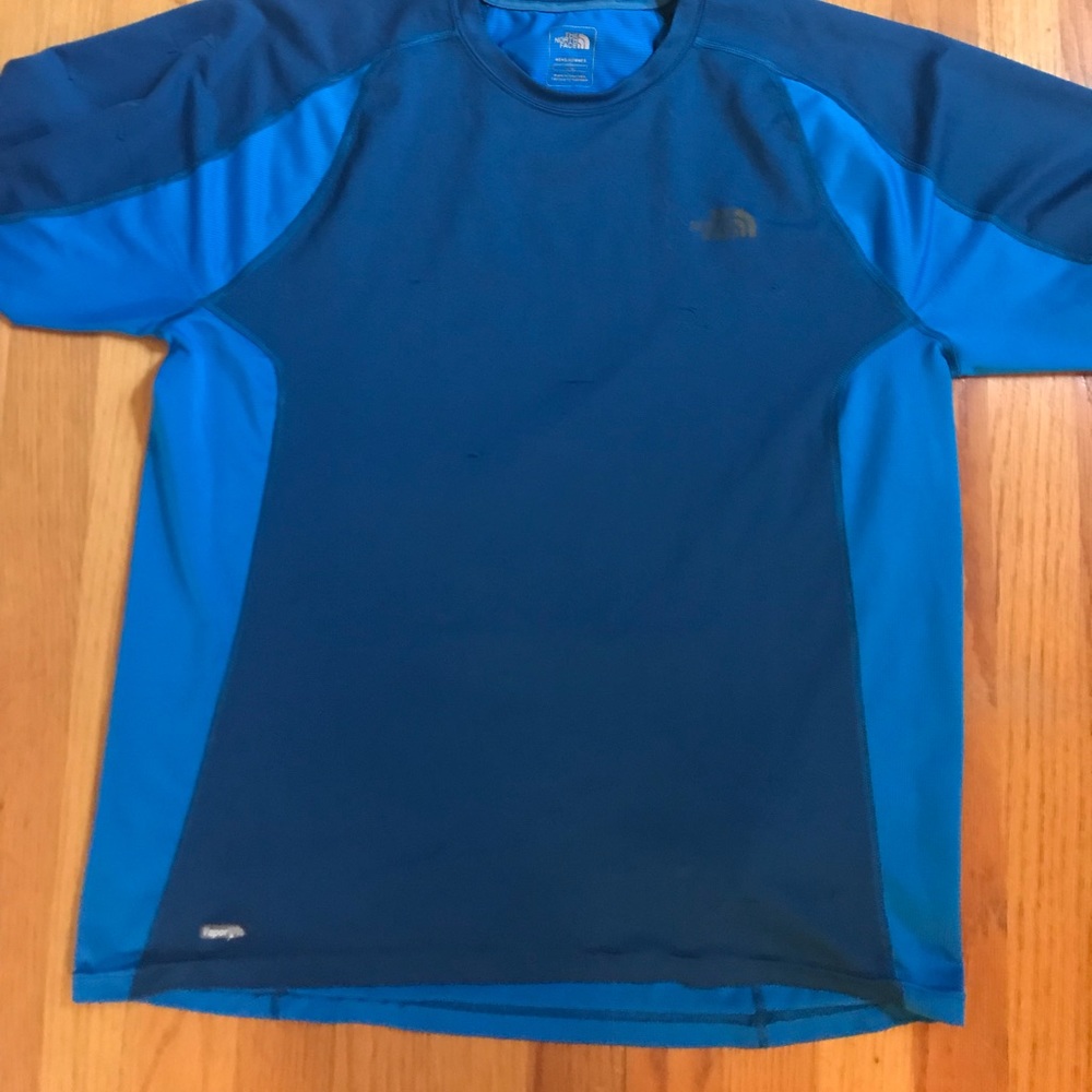 Men’s north face synthetic shirt